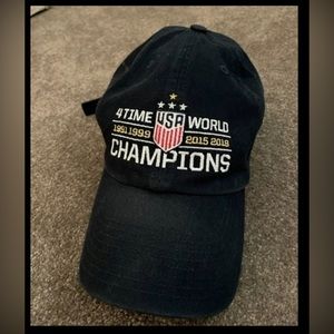 Pre-loved, worn 5~ times US Women’s Soccer team 4x Champions hat